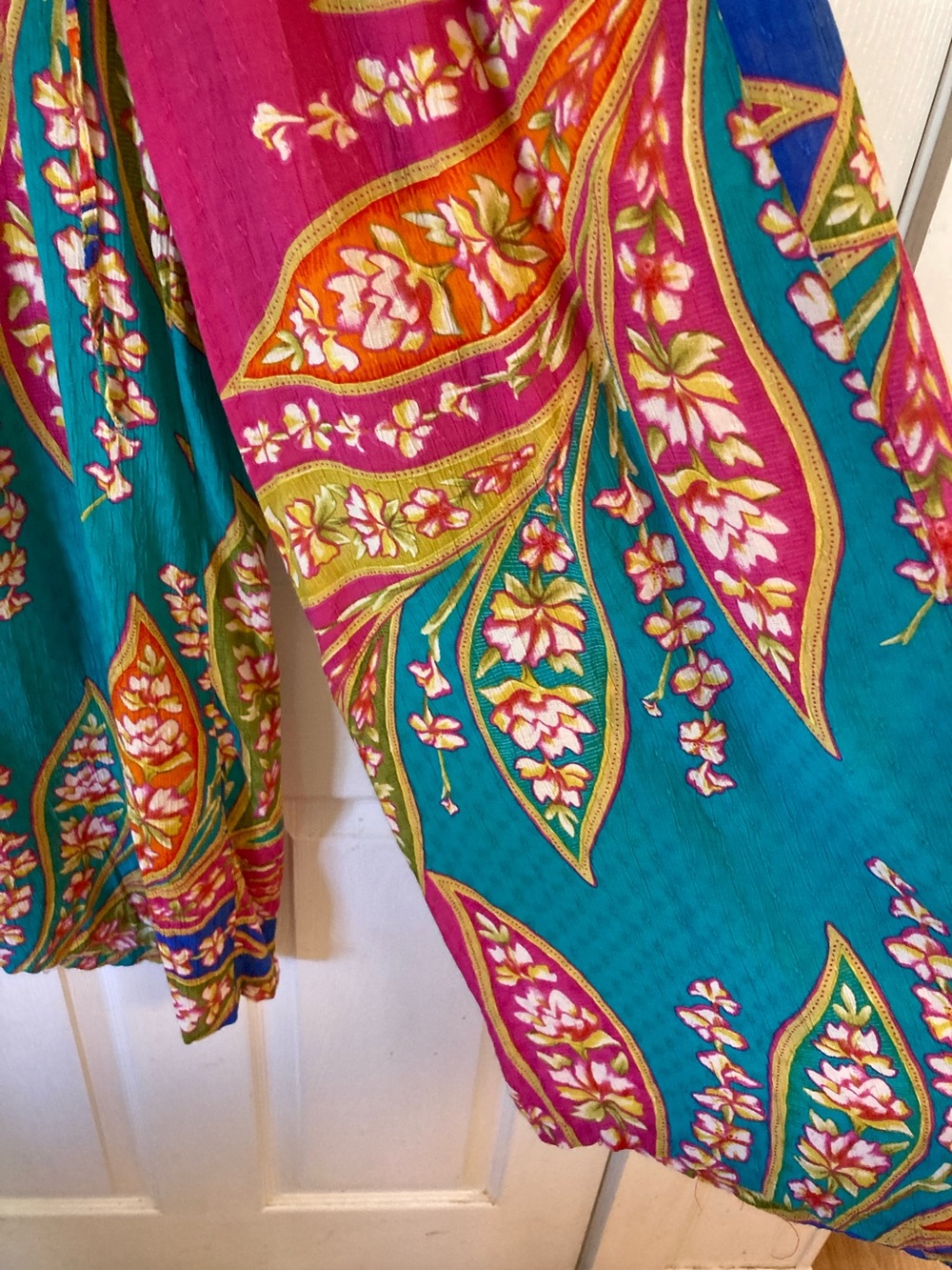 Haute Hippie Multicolor Floral Elastic-Waist Palazzo Pants - Picture 4 of 8